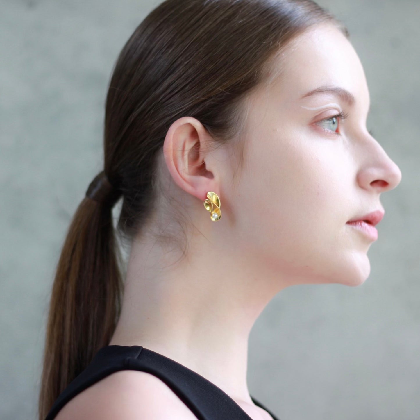 Golden Sparkle of Laputa Studs