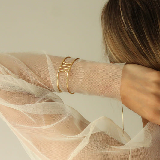 Golden Column 流光迴廊設計手鐲