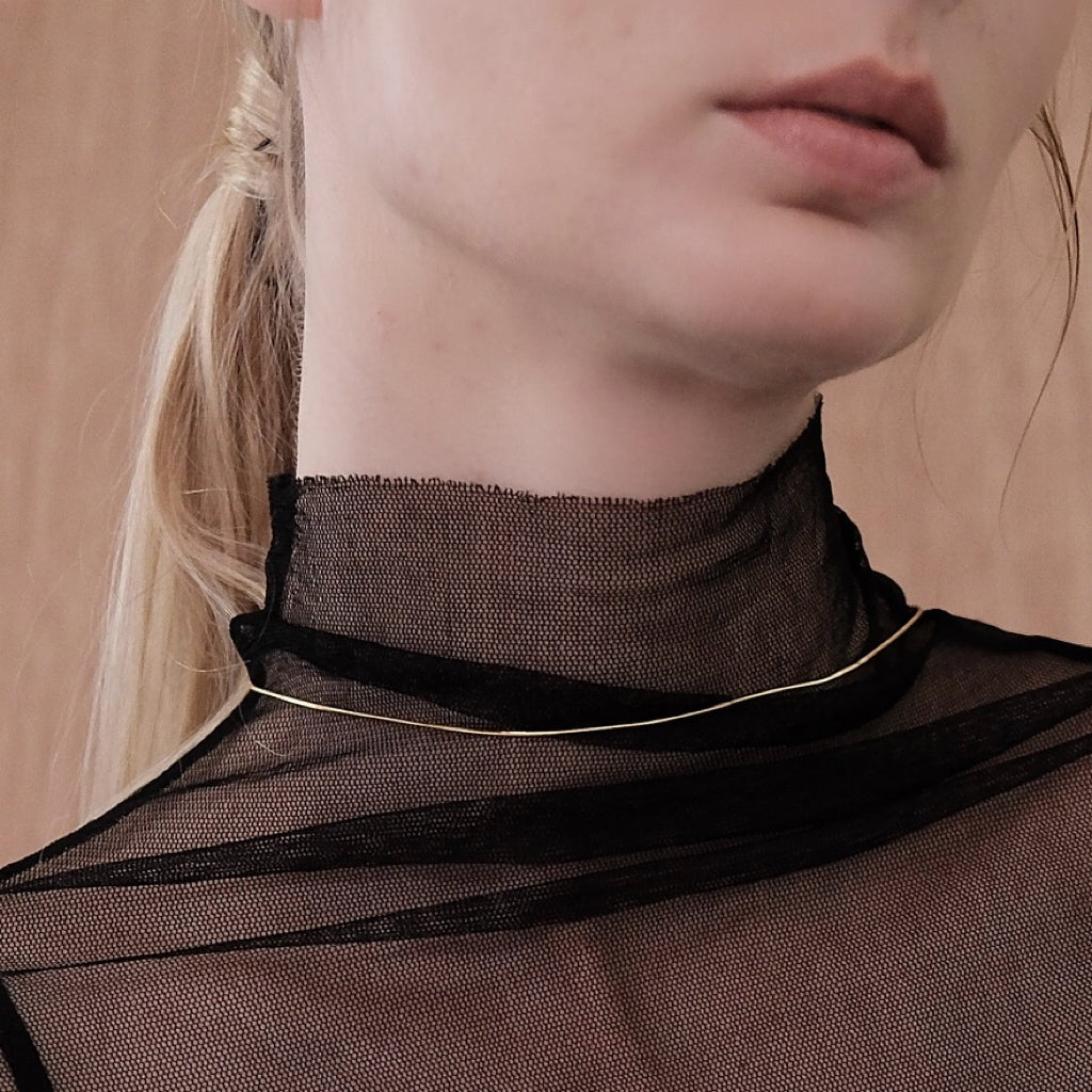 Serpentine collar necklace