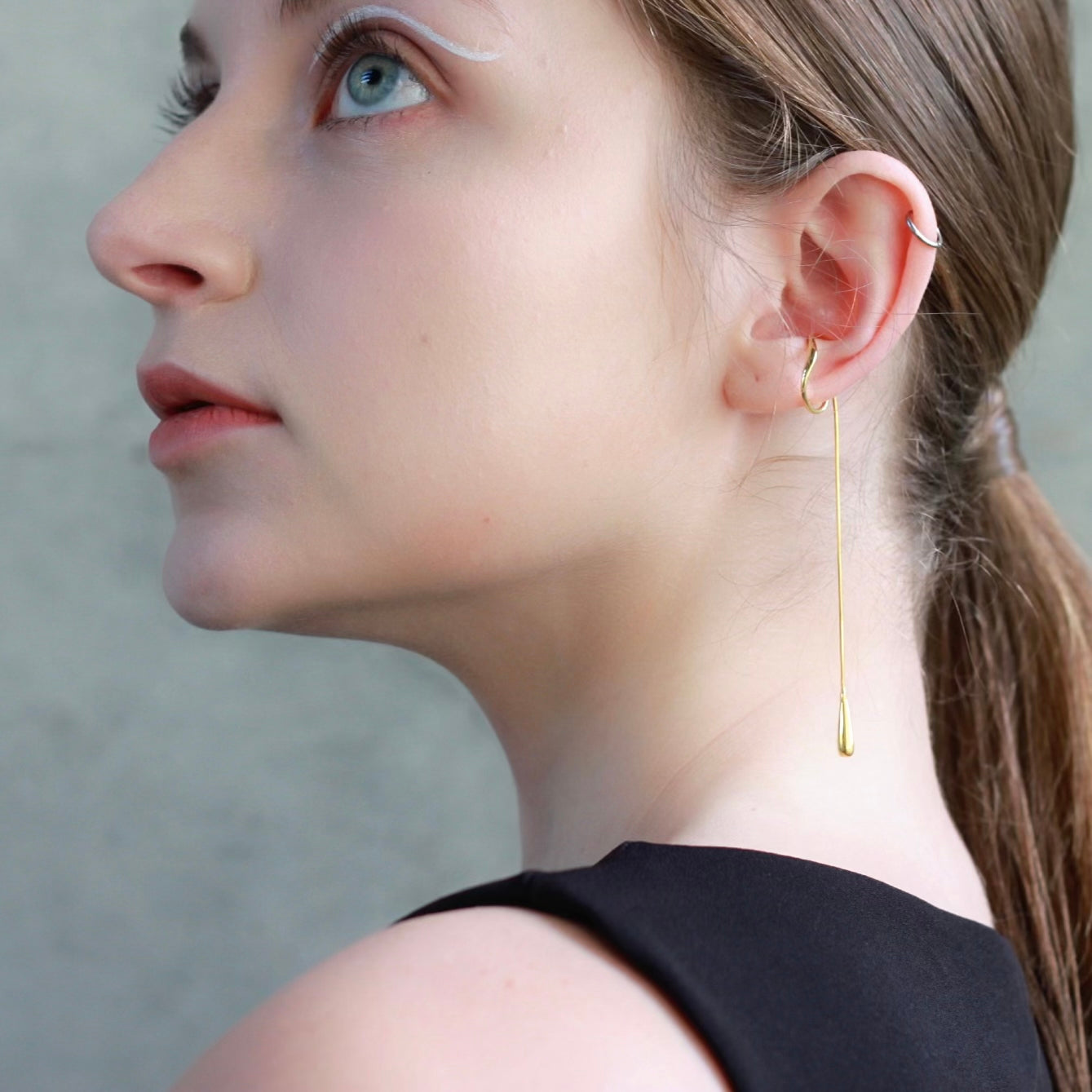 Golden Minimal Rain dew Earcuff Chain