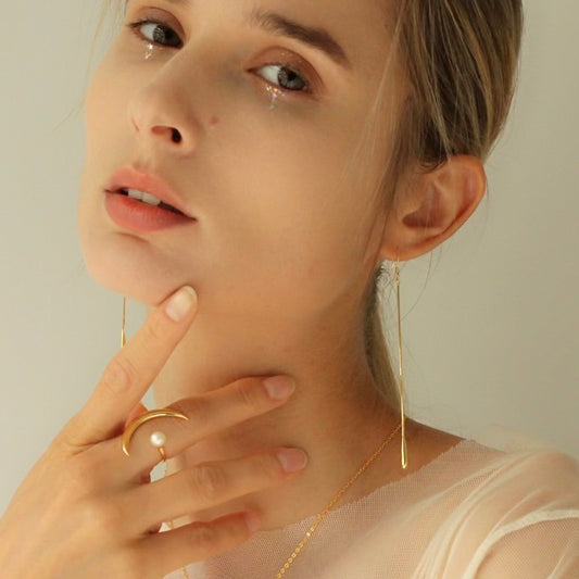 Rain 金色極簡水滴耳針