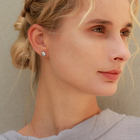 Keshi 灰色珍珠露水兩用耳針 Keshi pearl dew studs