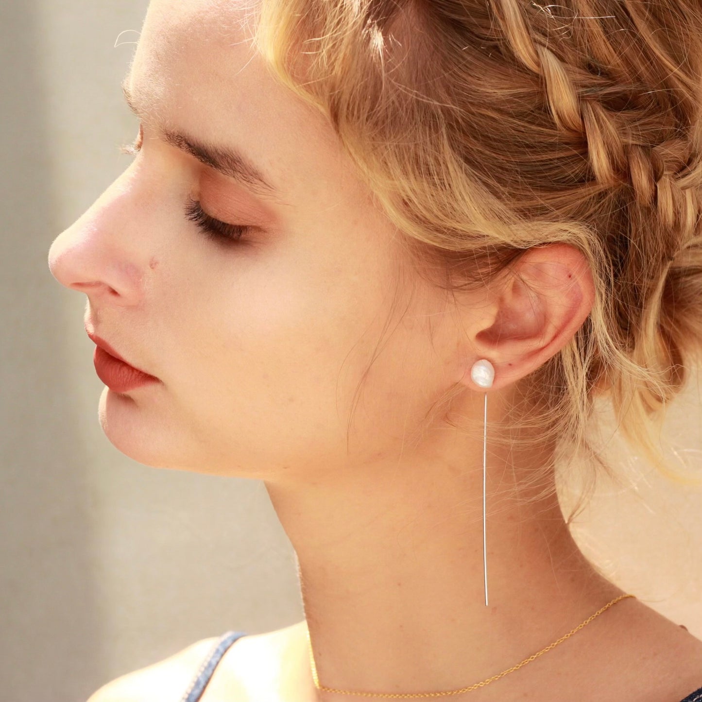 Keshi White Dew Ear Cuff Chain