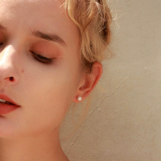 經典白色淡水珍珠耳針 Classic White Pearl Stud