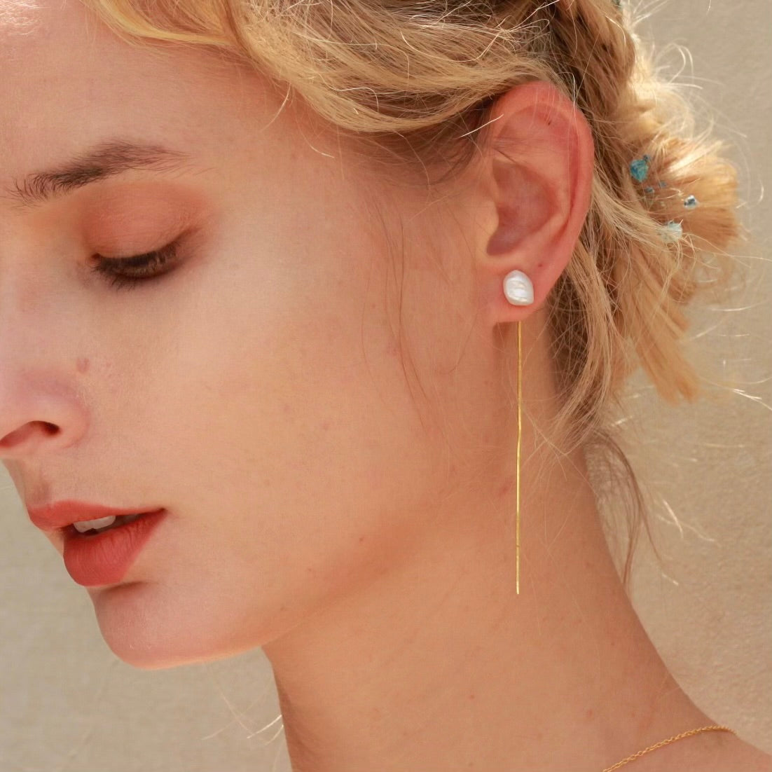 Keshi White Dew Ear Cuff Chain