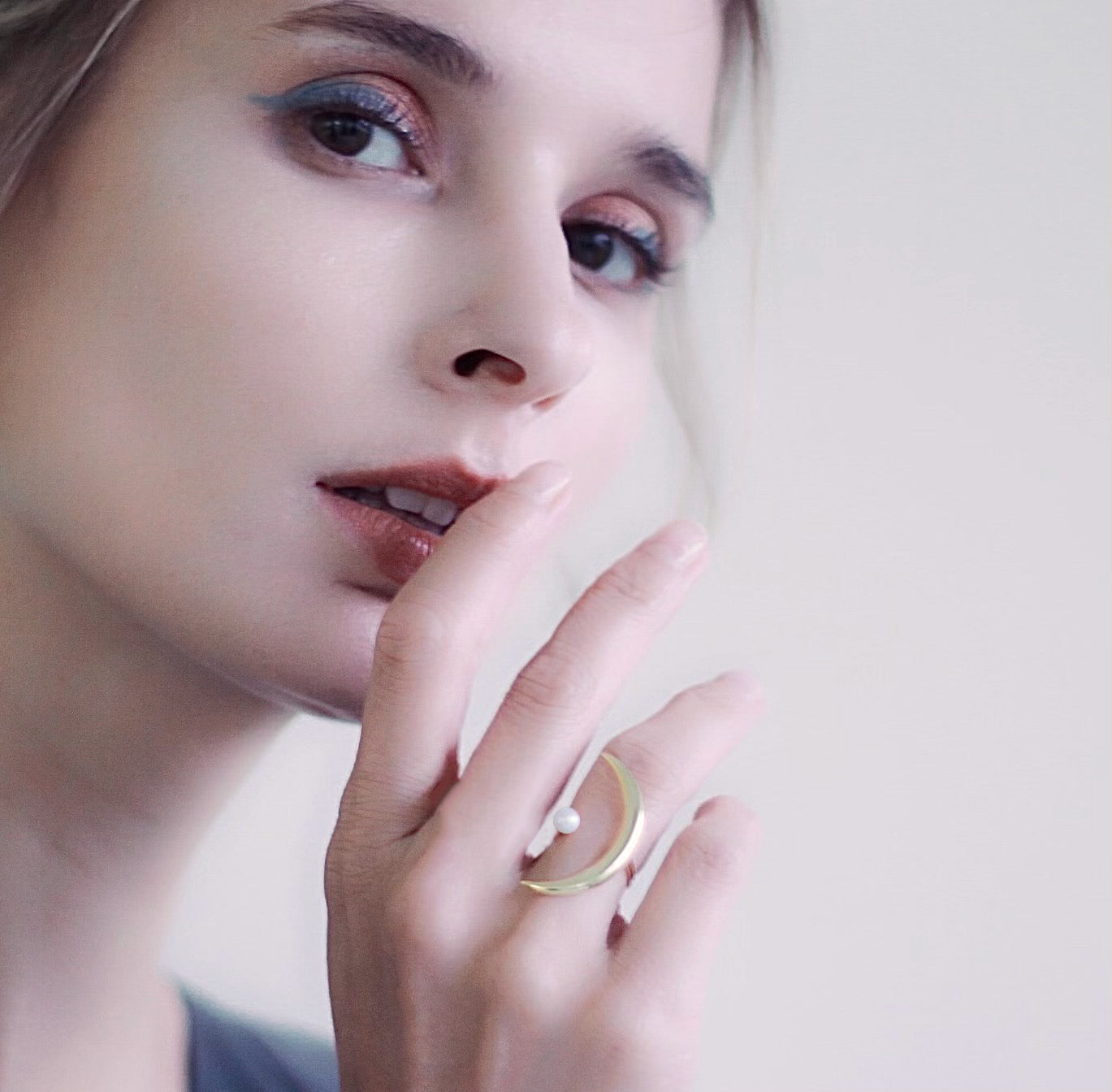 Golden Moonlight Ring