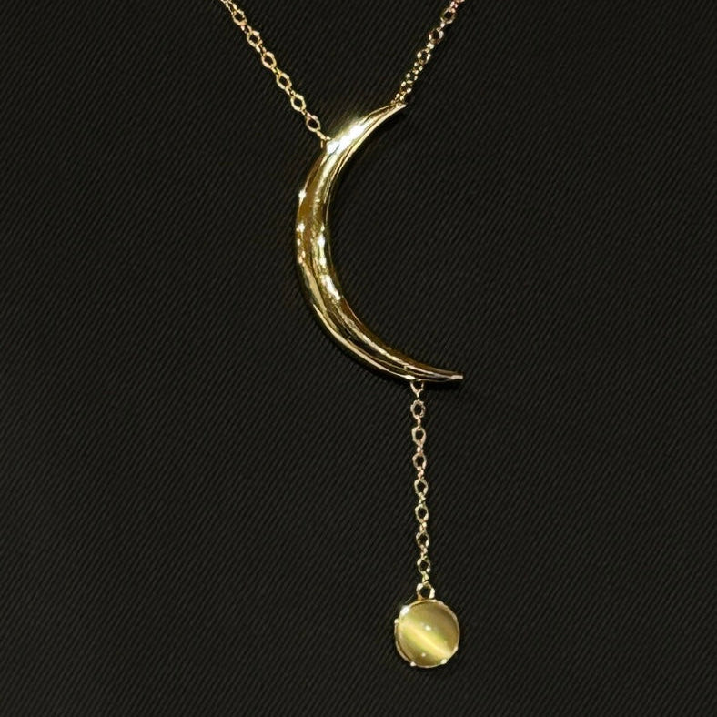 Moonlight sparkle necklace -moon stone edition