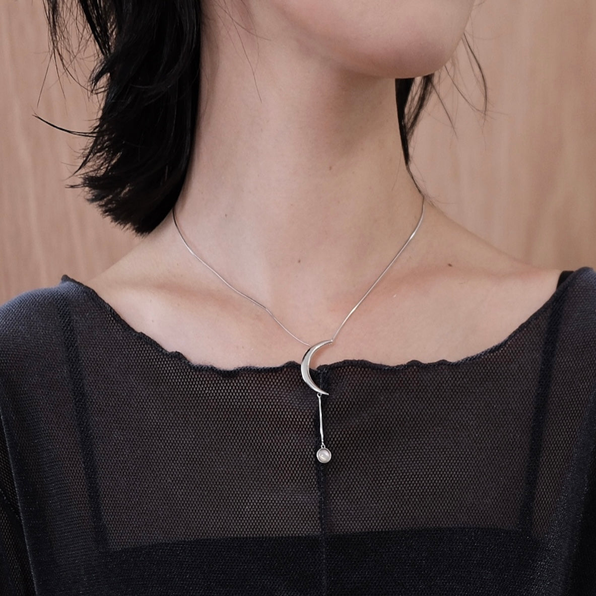 Moonlight sparkle necklace -moon stone edition