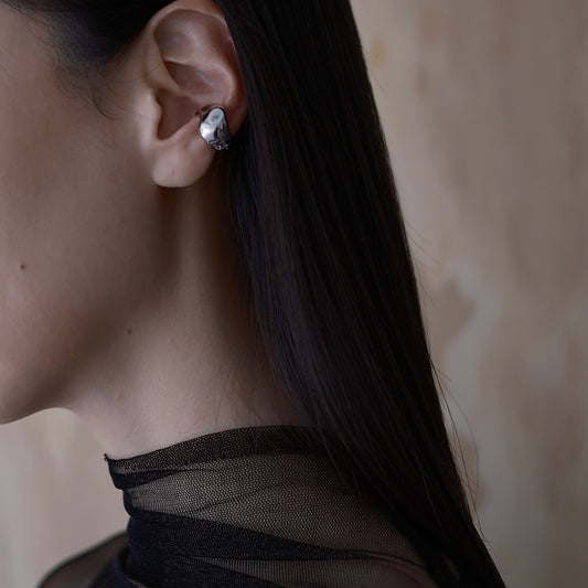The flow of heart earcuff ( Silver x with different chains)
