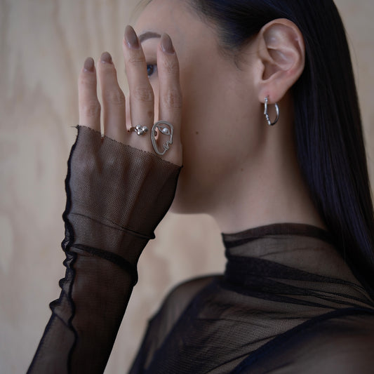 The Mirror Gazing ring (silver)