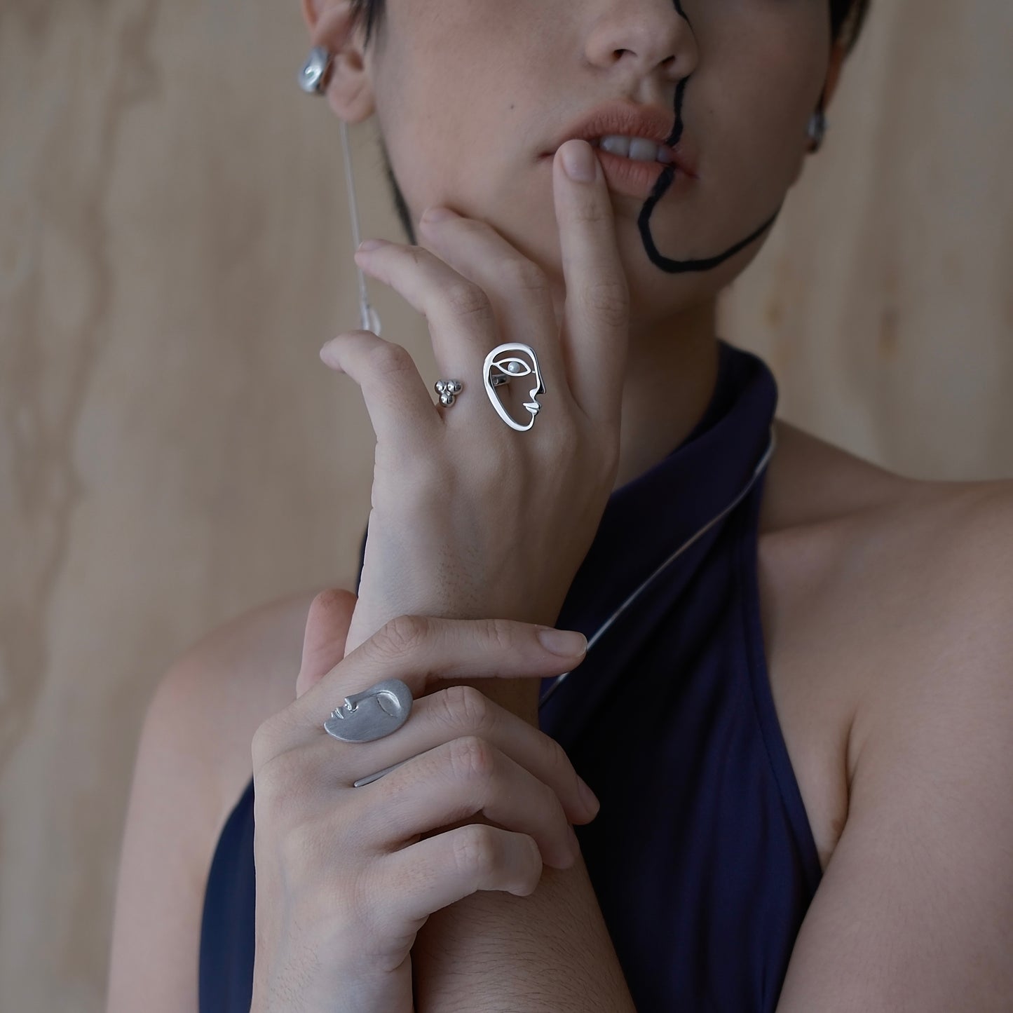 The Mirror Gazing ring (silver)