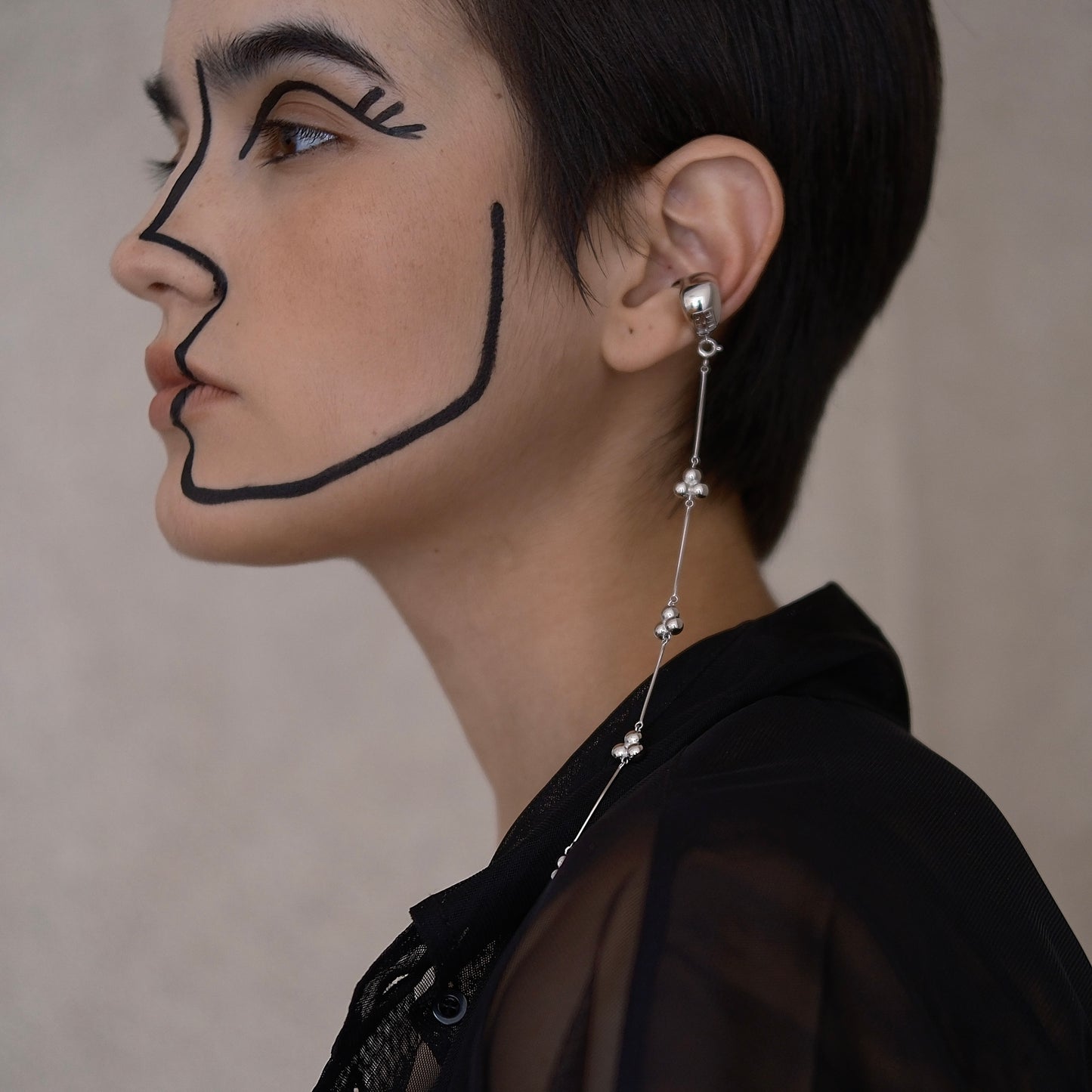 The flow of heart earcuff ( Silver x with different chains)